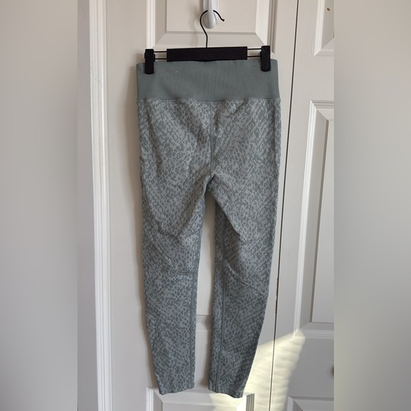 Aerie Offline High Rise Leggings - Picture 2 of 2
